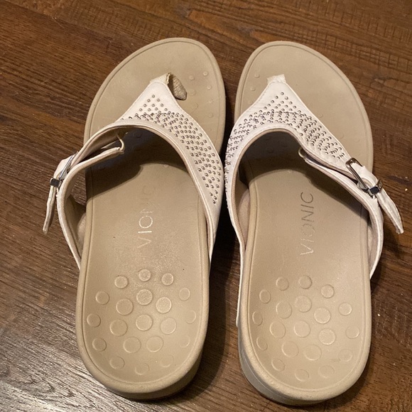 Vionic sandals size 8 in excellent condition - Picture 3 of 5